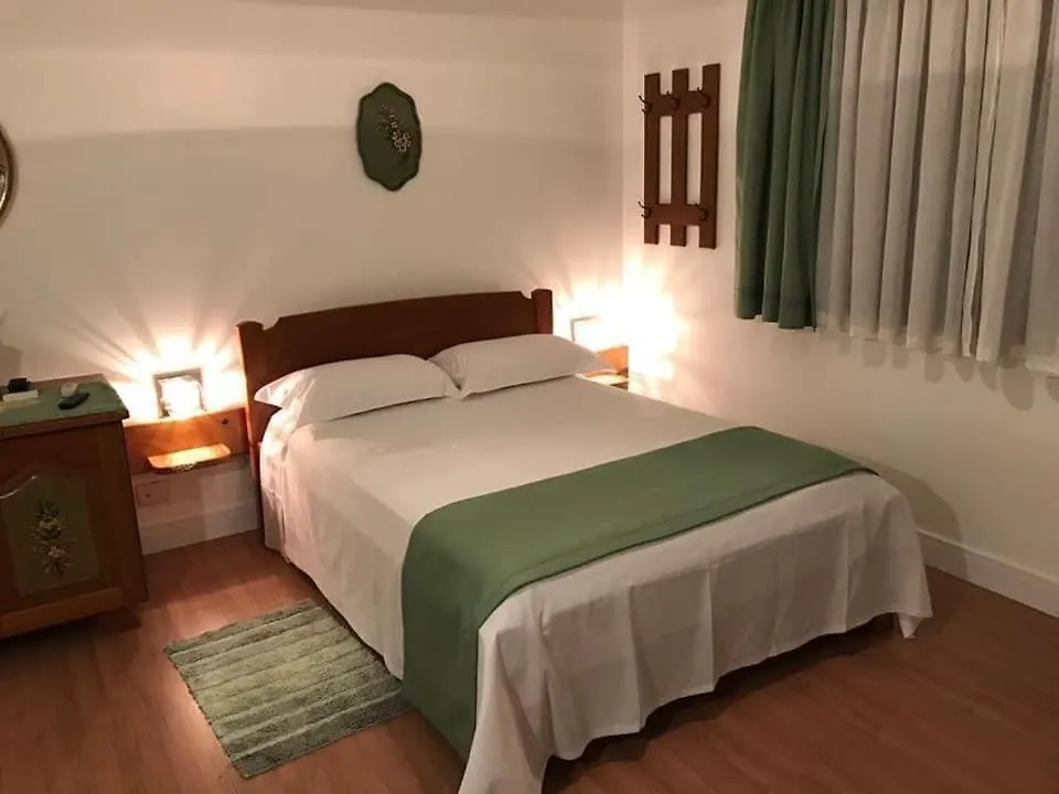 Apartamento Hospedaria Haus Scharf Treze Tílias