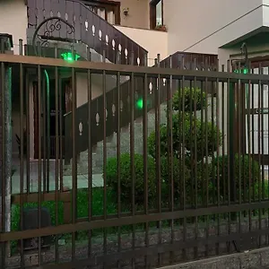  Apartamento No Centro Proximo A Mercado, Farmacia E Padaria